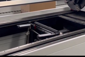 How To Determine Whether The Laser Tube Cutting Machine Needs To Be Equipped with A Servo Follow-up Device
